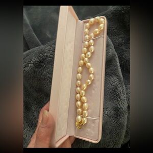 Elegant faux Pearl Necklace with Gold Clasp